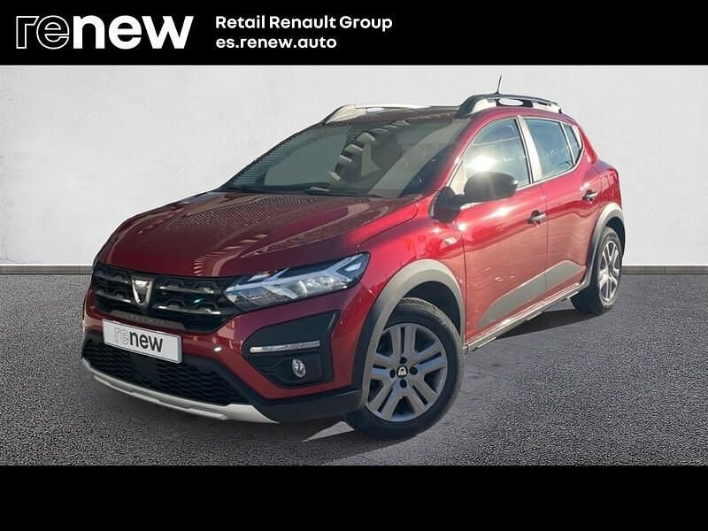 Usado Dacia Sandero Essentiel 100 CV (73 kW) 2021 Rojo Utilitario