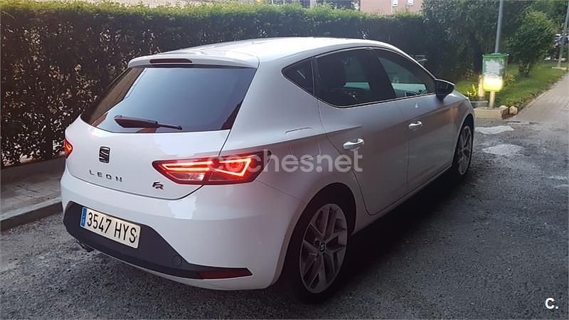 Usado Seat Leon FR 150 CV (110 kW) 2014 Blanco Berlina