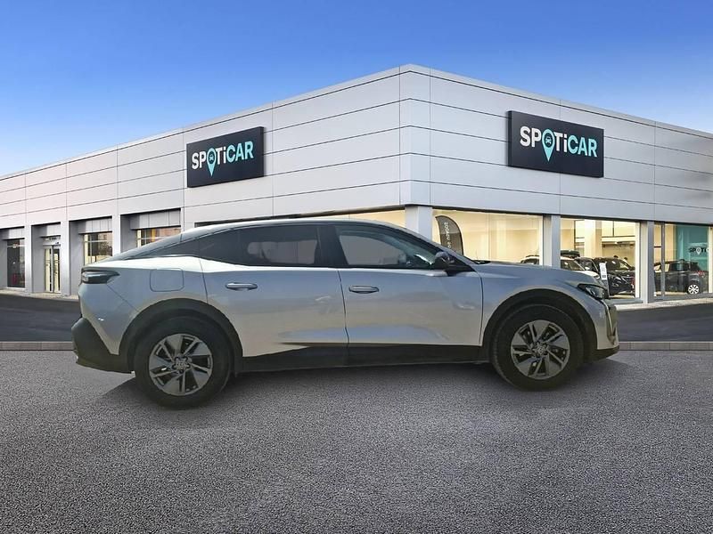 Usado Peugeot 408 Allure 136 CV (100 kW) 2024 Gris Berlina