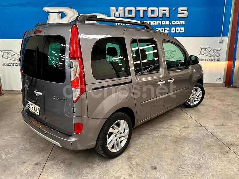 Usado Renault Captur Intens 90 CV (66 kW) 2018 Gris / plata SUV