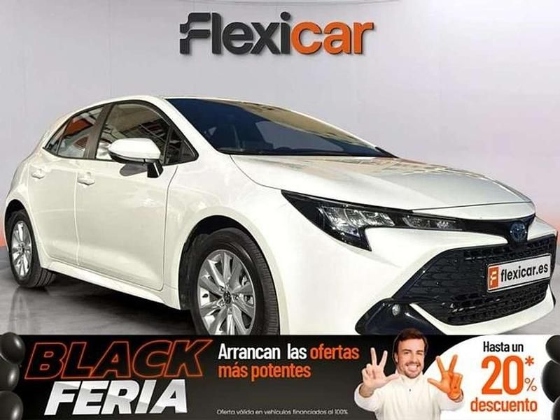 Blanco Usado 2024 Toyota Corolla Active Utilitario | 21.990 € (Precio justo) - Imagen 1/4