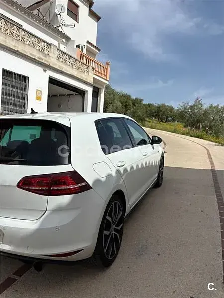 Używany VW Golf VII GTI 230 KM (169 kW) 2016 Biały Sedan/Limuzyna