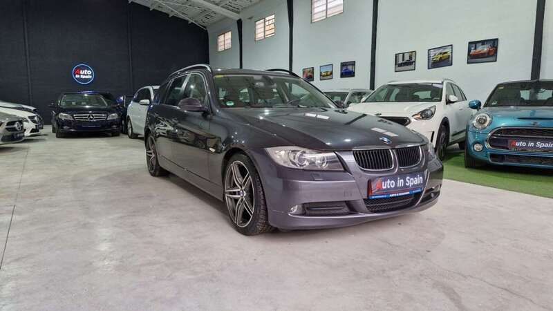 Gris Usado 2008 BMW 318 Berlina | 8900 € (Un poco caro) - Imagen 1/4