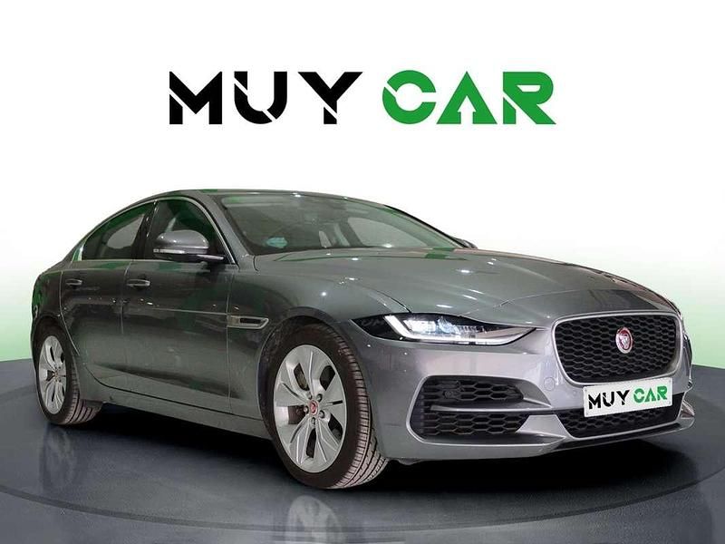 Gris / plata Usado 2019 Jaguar XE S Berlina | 22.990 € (Un poco caro) - Imagen 1/4