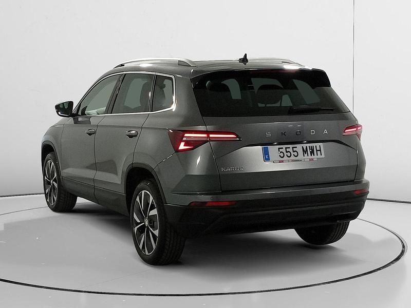 Usado Skoda Karoq 150 CV (110 kW) 2024 Gris SUV