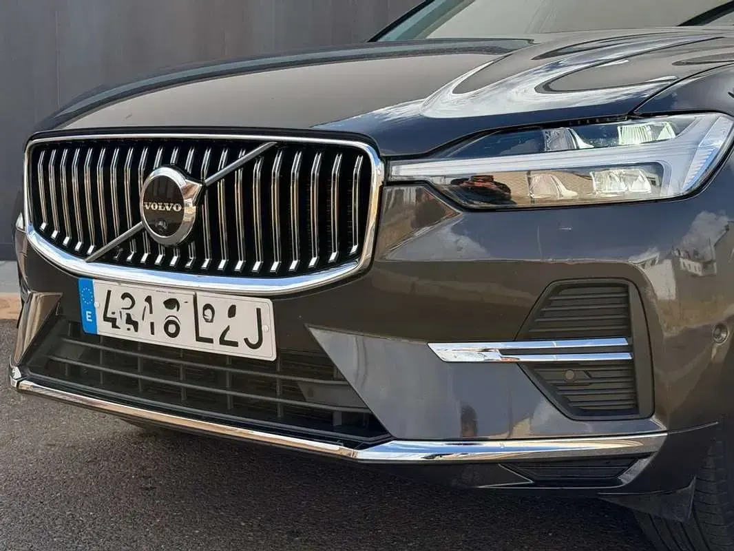Usado Volvo XC60 Ultimate 197 CV (144 kW) 2022 Negro SUV