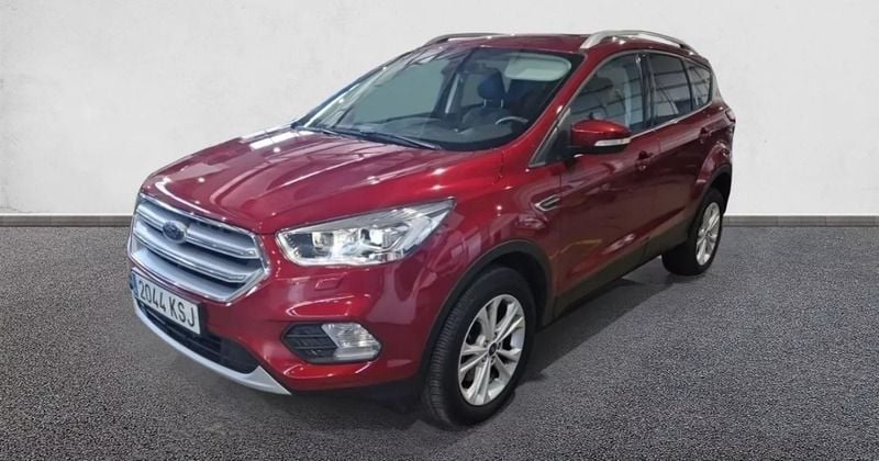 Usado 2018 Ford Kuga Titanium SUV | 19.890 € (Un poco caro) - Imagen 1/4