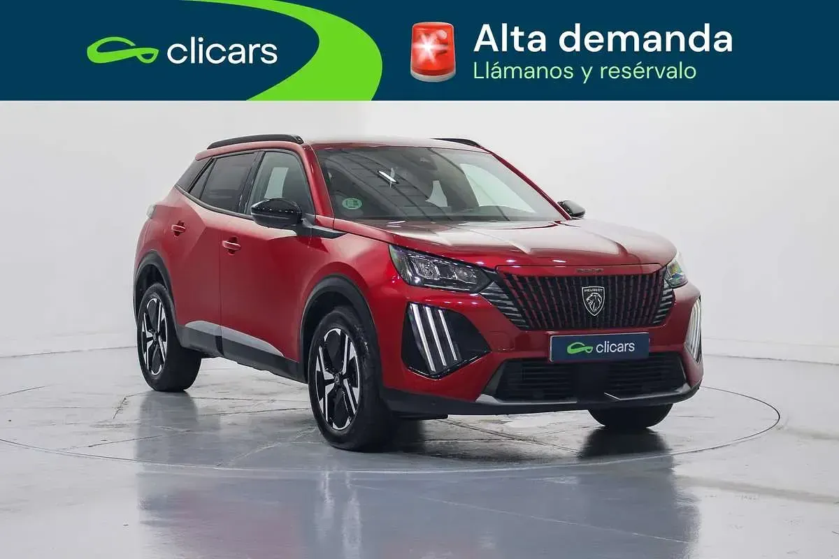 Usado Peugeot 2008 Allure 102 CV (75 kW) 2025 Rojo SUV