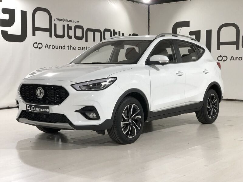Blanco Usado 2021 MG ZS Luxury Berlina | 21.590 € - Imagen 1/4