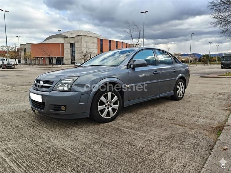 Gris / plata Usado 2007 Opel Vectra Cosmo Berlina | 2900 € (Precio justo) - Imagen 1/4