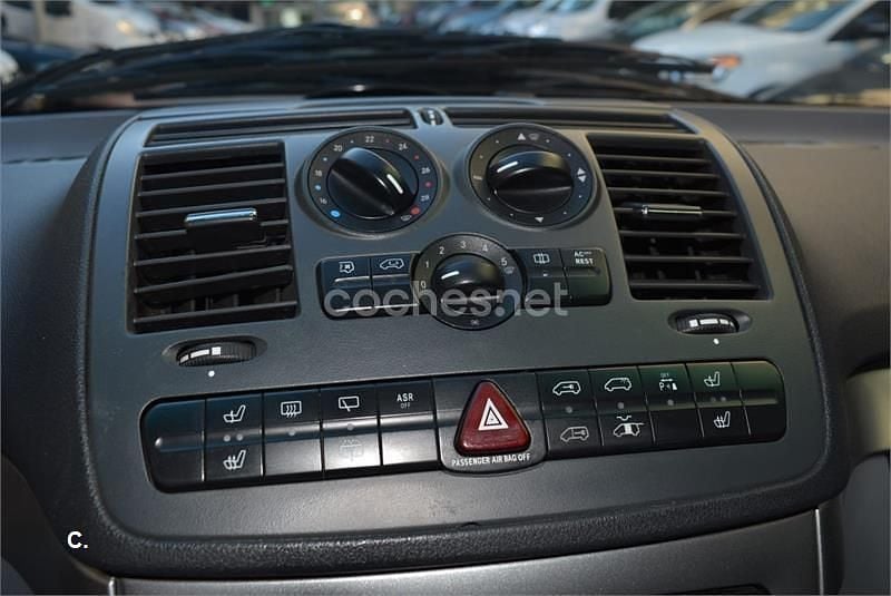 Usado Mercedes Viano 150 CV (110 kW) 2004 Negro Monovolumen