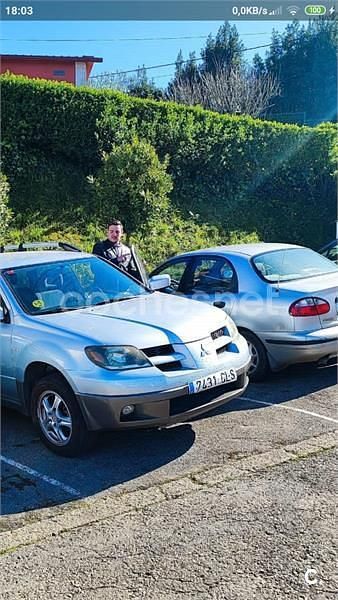 Usado Mitsubishi Outlander 136 CV (100 kW) 2003 Gris / plata SUV