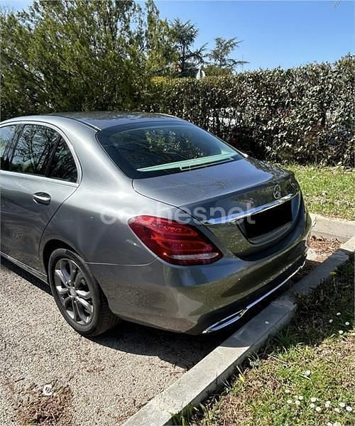 Usado Mercedes C180 Exclusive 156 CV (114 kW) 2017 Gris / plata Berlina