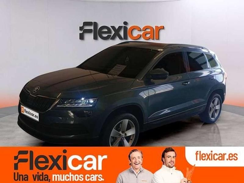 Usado Skoda Karoq Ambition 150 CV (110 kW) 2021 Gris SUV