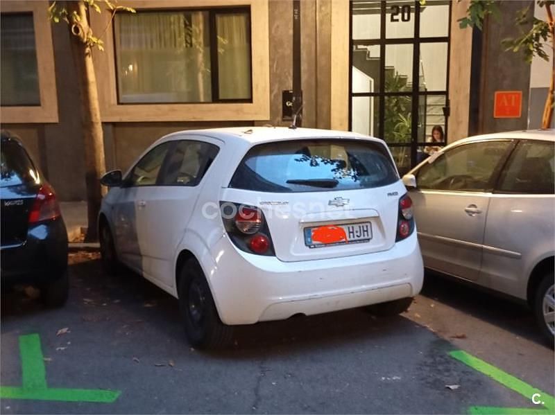Blanco Usado 2012 Chevrolet Aveo LS Berlina | 3500 € (Buen precio) - Imagen 1/4