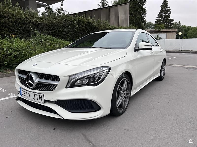 Blanco Usado 2016 Mercedes CLA200 AMG line Berlina | 21.900 € (Un poco caro) - Imagen 1/4
