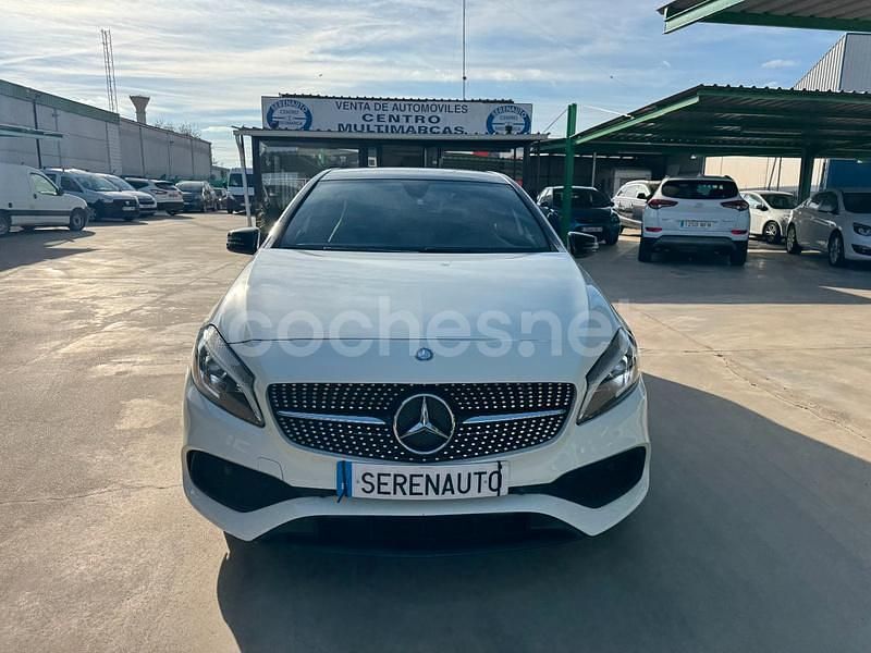 Usado Mercedes A220 AMG line 177 CV (130 kW) 2016 Blanco Berlina