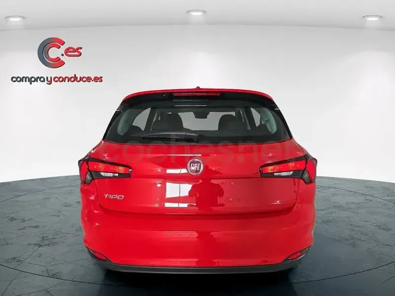Nuevo Fiat Tipo 101 CV (74 kW) 2025 Rojo Berlina