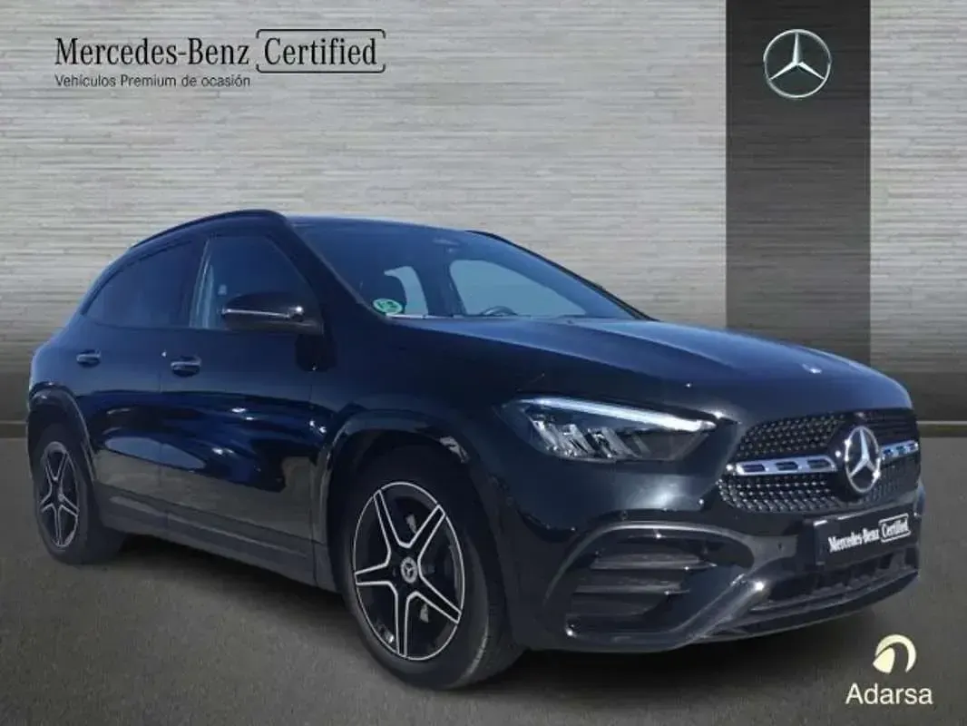 Usado Mercedes GLA200 150 CV (110 kW) 2024 SUV