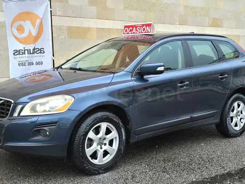 Usado Volvo XC60 Kinetic 175 CV (128 kW) 2010 Azul SUV