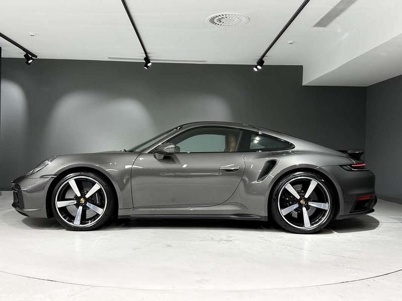 Usado Porsche 992 650 CV (478 kW) 2023 Gris Coupe
