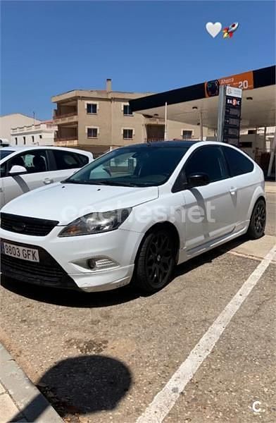 Blanco Usado 2009 Ford Focus Trend Berlina | 2900 € (Buen precio) - Imagen 1/4