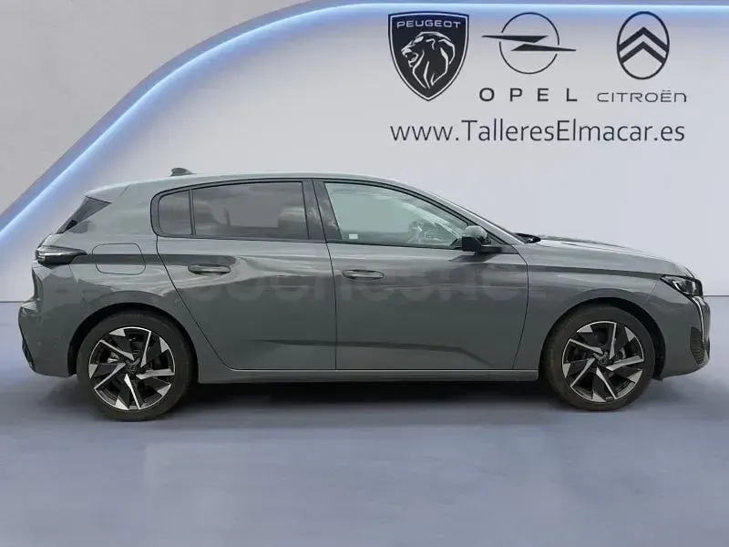 Usado Peugeot 308 Allure 130 CV (95 kW) 2024 Gris / plata Berlina