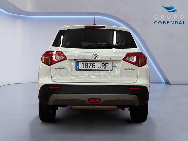 Usado Suzuki Vitara GLX 120 CV (88 kW) 2016 Blanco SUV