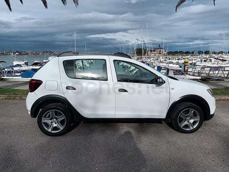 Blanco Usado 2018 Dacia Sandero Comfort Berlina | 7890 € (Precio justo) - Imagen 1/4