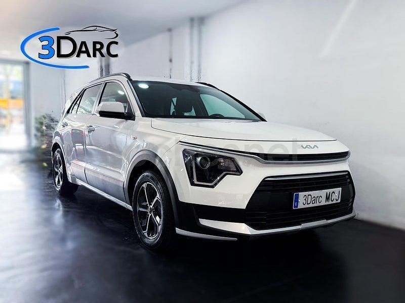 Usado Kia Niro 141 CV (103 kW) 2022 Blanco SUV