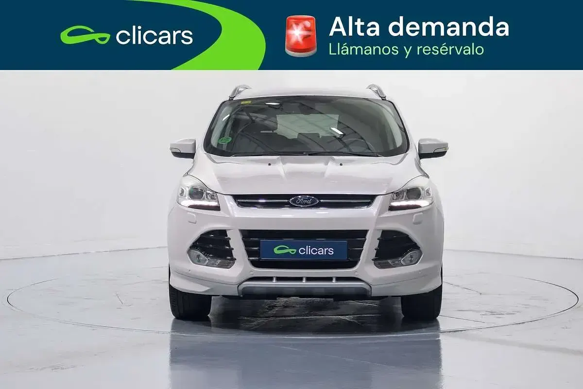 Usado Ford Kuga Titanium S 179 CV (131 kW) 2015 Blanco SUV