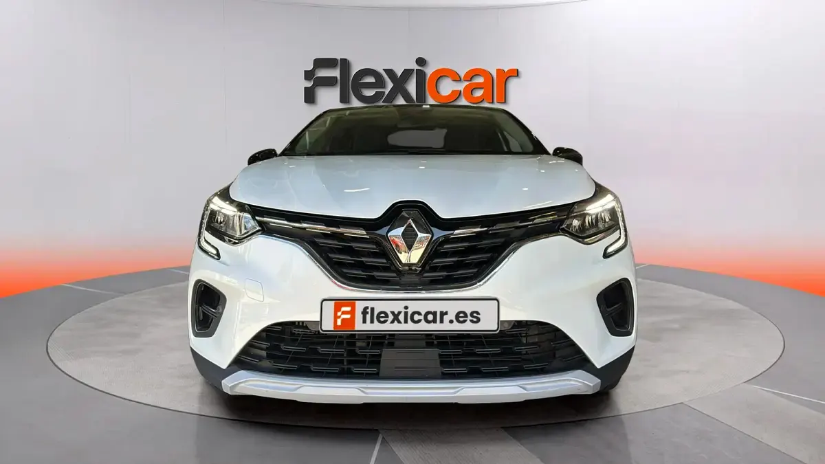 Usado Renault Captur 140 CV (102 kW) 2021 Blanco SUV