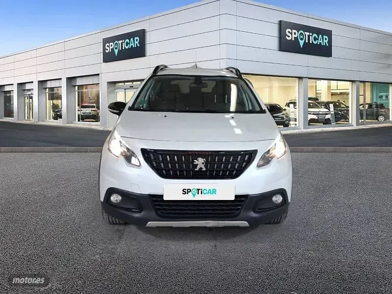 Usado Peugeot 2008 GT-line 130 CV (95 kW) 2018 Blanco SUV