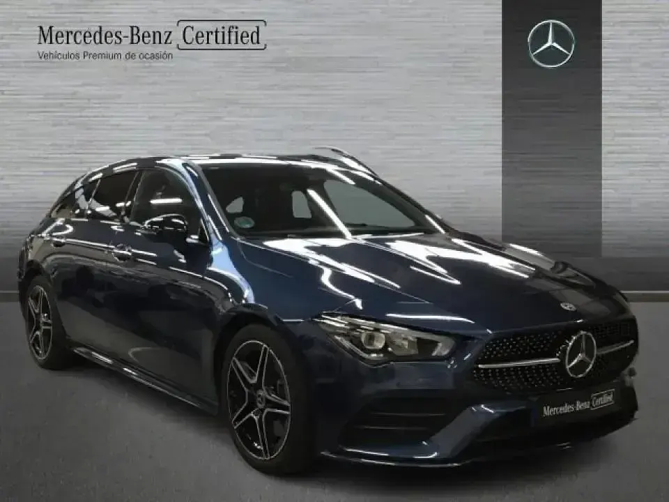Usado Mercedes CLA200 AMG line 150 CV (110 kW) 2023 Azul Coupe