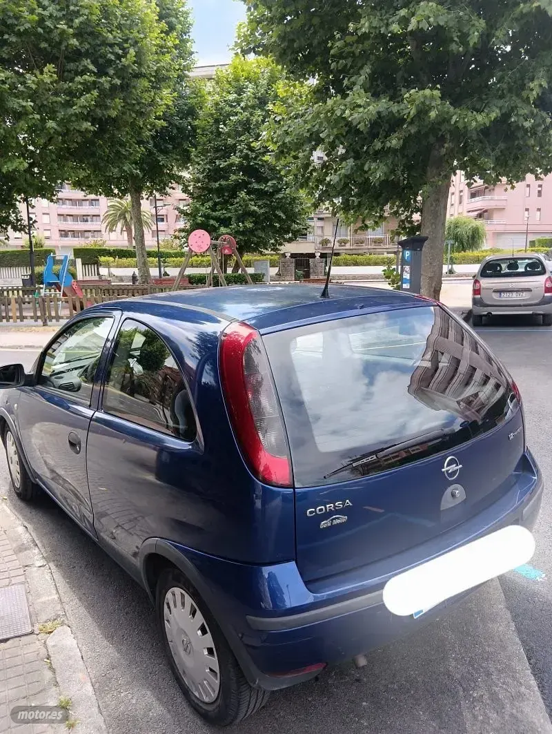 Usado Opel Corsa 75 CV (55 kW) 2005 Azul Utilitario