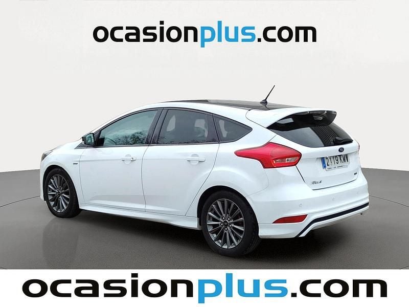 Usado Ford Focus ST-Line 125 CV (91 kW) 2018 Blanco
