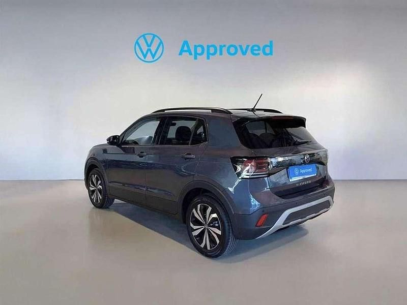 Usado VW T-Cross 116 CV (85 kW) 2024 Gris / plata SUV