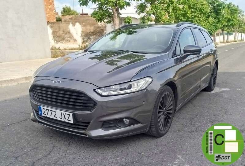 Gris / plata Usado 2017 Ford Mondeo Titanium Familiar | 11.995 € (Super precio) - Imagen 1/4