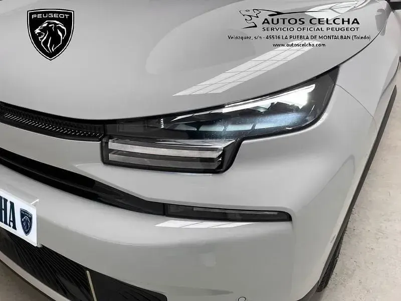 Ny Citroën C4 Business Class 145 HK (106 kW) 2026 Vit SUV