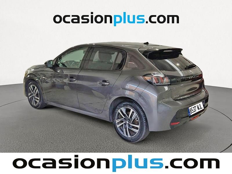 Usado Peugeot 208 Allure 102 CV (75 kW) 2023 Blanco Utilitario