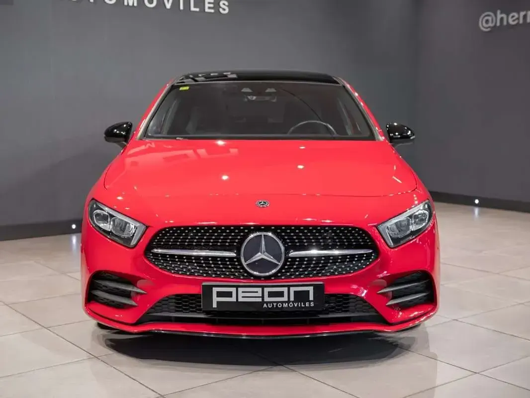 Usado Mercedes A200 150 CV (110 kW) 2019 Rojo Utilitario