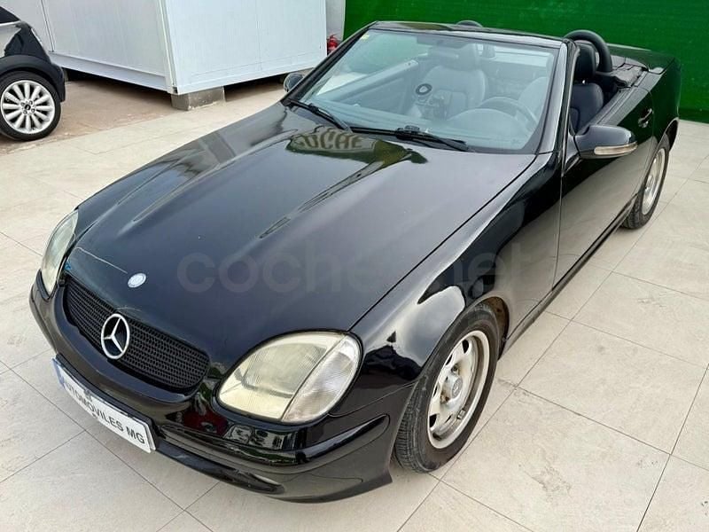 Usado Mercedes SLK200 163 CV (119 kW) 2004 Negro Descapotable