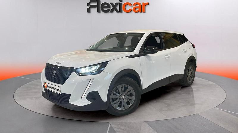 Usado Peugeot 2008 Active 101 CV (74 kW) 2022 Blanco SUV
