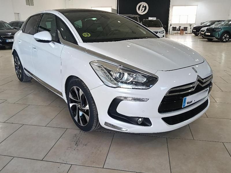Usado DS Automobiles DS5 Style 150 CV (110 kW) 2015 Blanco Utilitario