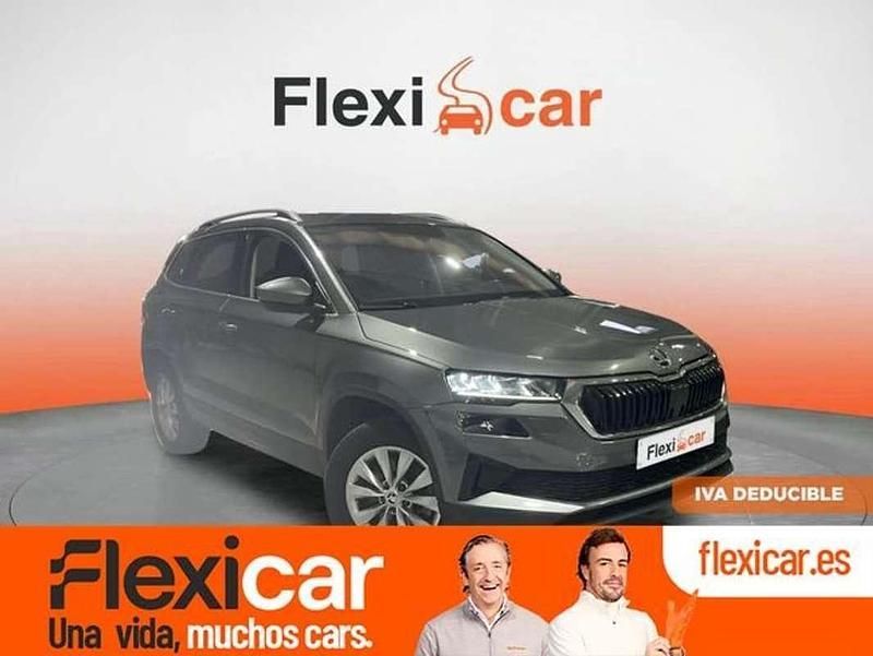 Negro Usado 2023 Skoda Karoq Ambition SUV | 18.990 € (Super precio) - Imagen 1/4