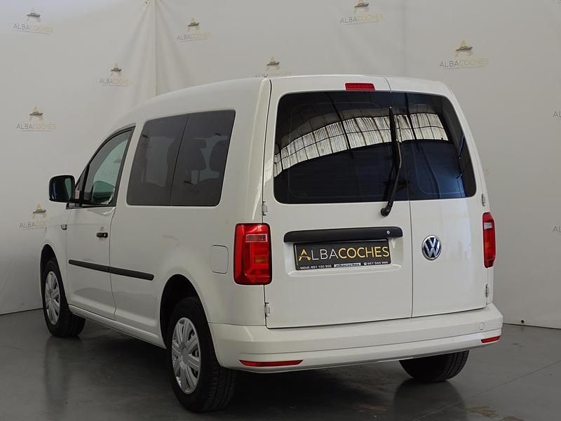 Usado VW Caddy 100 CV (73 kW) 2017 Blanco Monovolumen