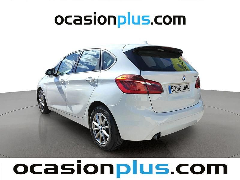 Usado BMW 216 Active Tourer 116 CV (85 kW) 2015 Blanco Monovolumen
