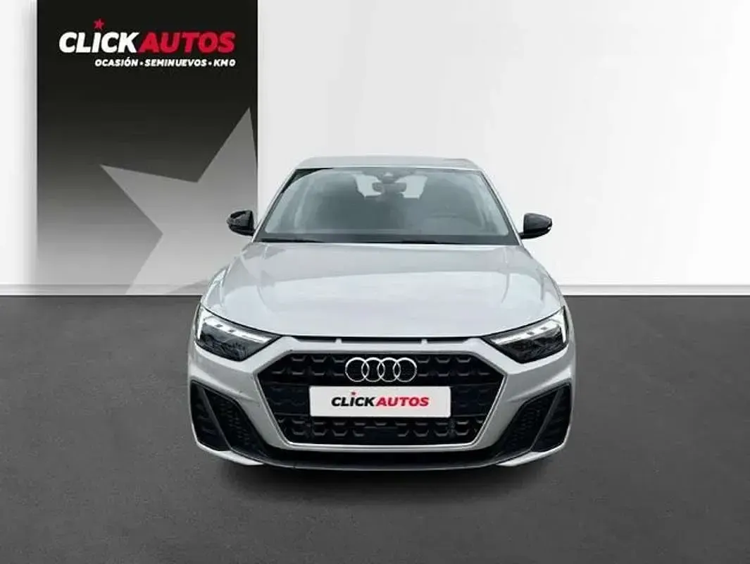 Usado Audi A1 Sportback Comfort 95 CV (69 kW) 2024 Plateado Utilitario