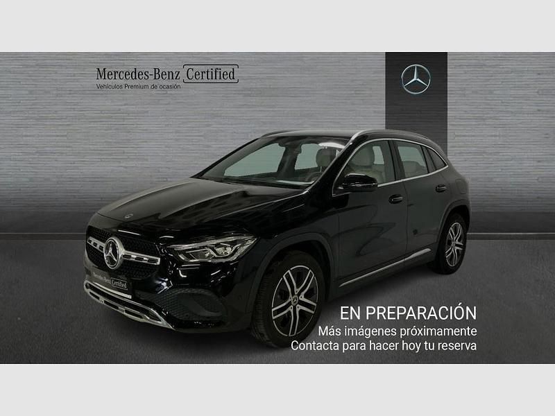 Blanco Usado 2021 Mercedes GLA200 SUV | 31.990 € (Buen precio) - Imagen 1/4