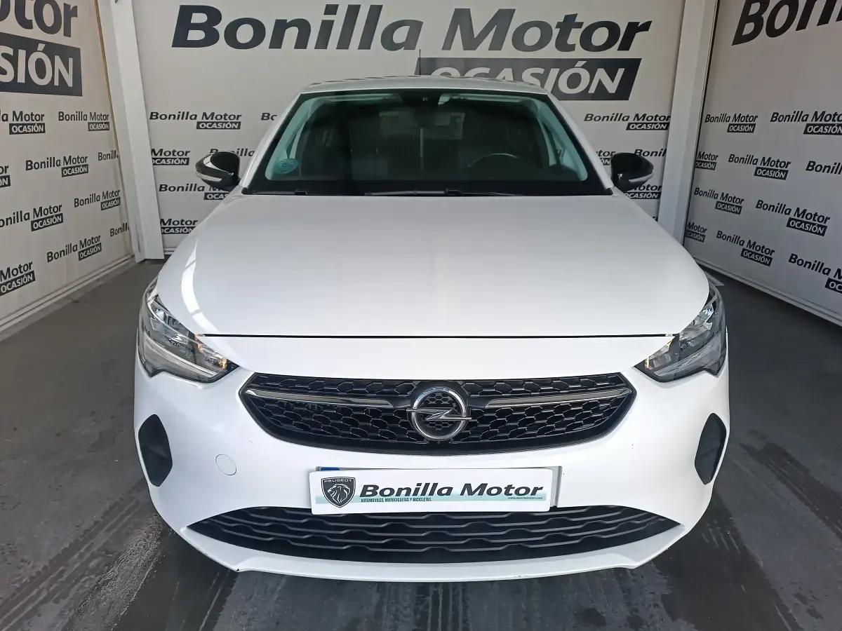 Käytetty Opel Corsa Edition 75 HP (55 kW) 2023 Valkoinen Viistoperä